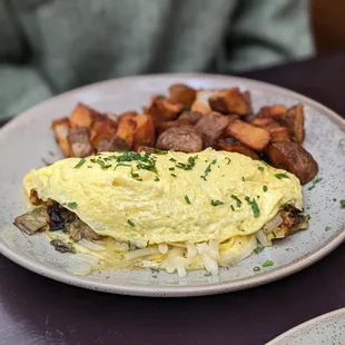 Leek &amp; Mushroom Omelet - IG: @bilalandjesseatfood