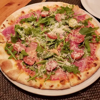 Pizza Crudo e Rucola