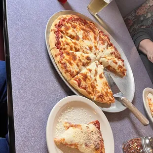 Huge pizza, so much cheese!