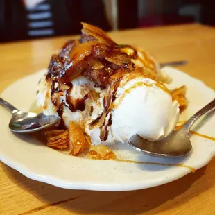 The ultimate Baklava Sundae!