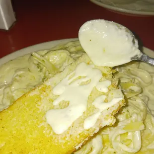 Fantastic Garlic Bread with Fettuccini Alfredo sauce.