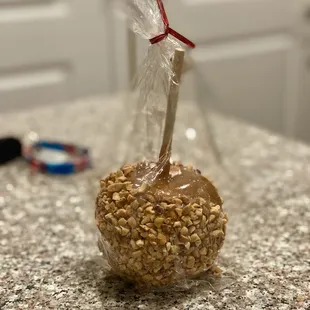Caramel apple