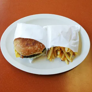 Avocado Bacon Cheeseburger