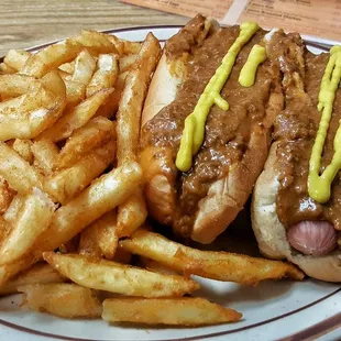 Comfort Food at its Best !! Great Coneys !!