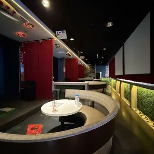 sushi and sashimi, interior