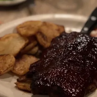 BBQ with potatoes