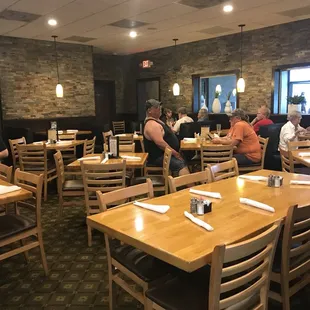 sushi and sashimi, interior