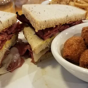 Pastrimi &amp; Swiss Anda side of Pups.