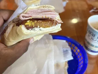 Havana Restaurant & Bakery 