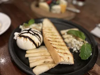 ECCO on Overton Park