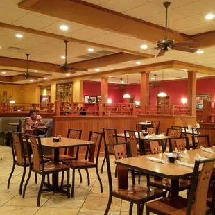 Dining room.