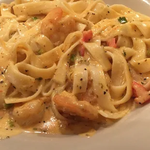 The shrimp pasta was very good and I got my $4 worth of shrimp.