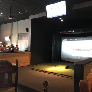 Golf simulator