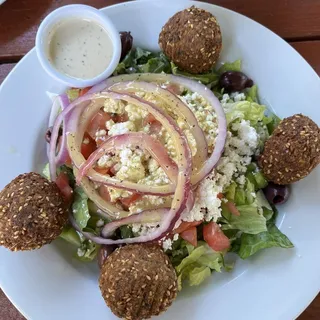 FALAFEL SALAD