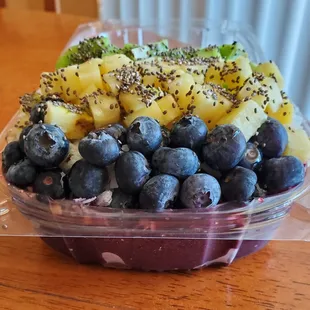 Acai bowl
