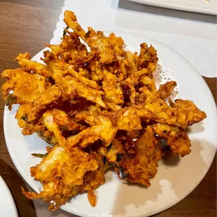 chicken wings and fried chicken, fried chicken, bbq chicken, poultry, bbq wings, chicken wings, chicken, fried chicken wings, food