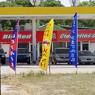 Flags In front of Omaha Auto Bath &amp; Detail