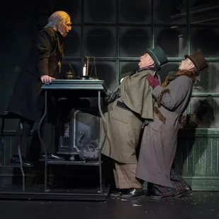 &apos;A Christmas Carol&apos; - an annual tradition at the Omaha Community Playhouse