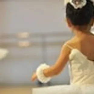 Dance lessons for ages 2 to 18 in Classical and Contemporary Ballet, Pointe, Jazz, Hip Hop, and Tap.