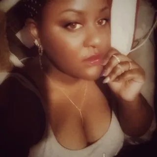 Andra B.