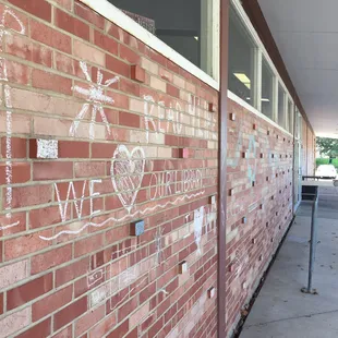 Let the kids chalk up the outside.