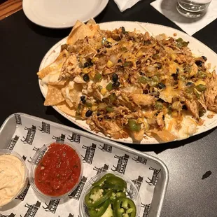 Chicken Nachos*