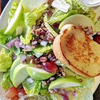 Apple Pecan Salad