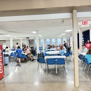 The interior eating area (good for getting out of the heat for a bit!)
