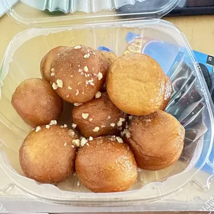 The Loukoumathes pastries - yummm