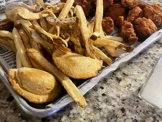 Shelly's Uptown Grill