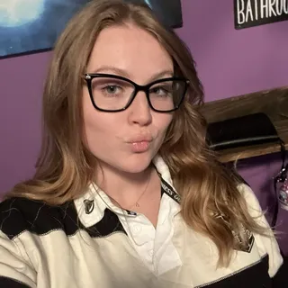 Kirstyn L.