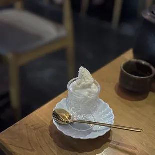 Ginger Lemon Espuma (palette cleanser)