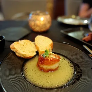 Truffle scallops