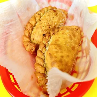 Pollo Empanada