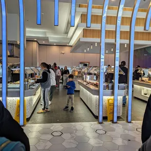 Entrance view to the food station.