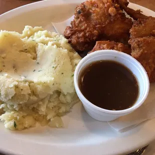 Fried Chicken with mash potatoes