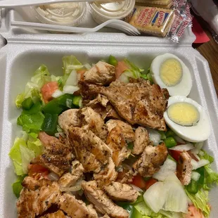 Large Marinated Grilled Chicken Salad