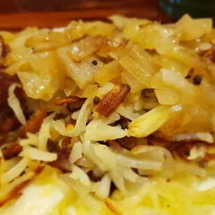Crispy hash browns with onions