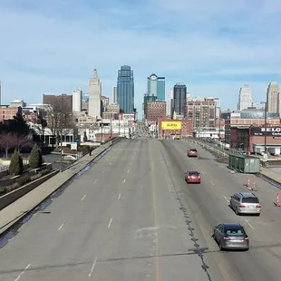 Downtown KC to the Airport Shuttle Servic