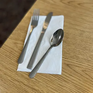Reusable tableware