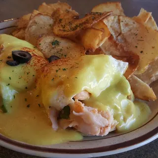 Eggs Benedict Lobster*