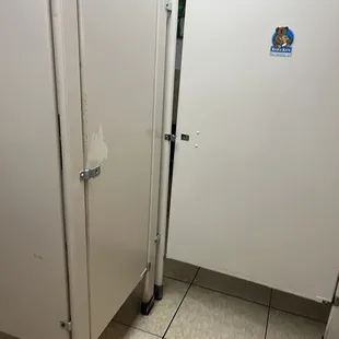 Well kept bathroom