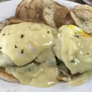 Eggs Benedict Crab Cake
