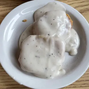 Side of biscuits and gravy