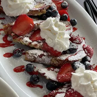 Berry Good French Toast