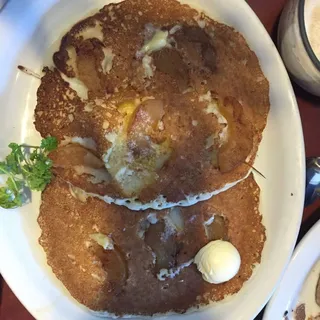 Apple Cinnamon Pancakes