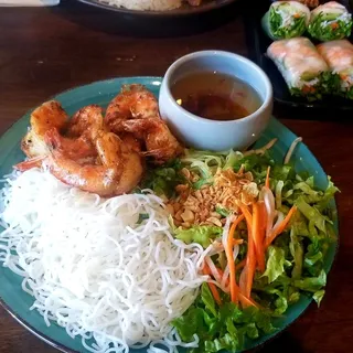 Grilled Prawns w/ Vermicelli Noodles