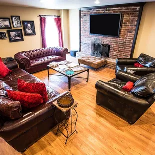 More lounge seating.