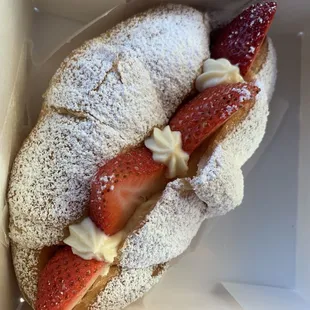 strawberries and powdered sugar