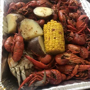 Crawfish, blue crab